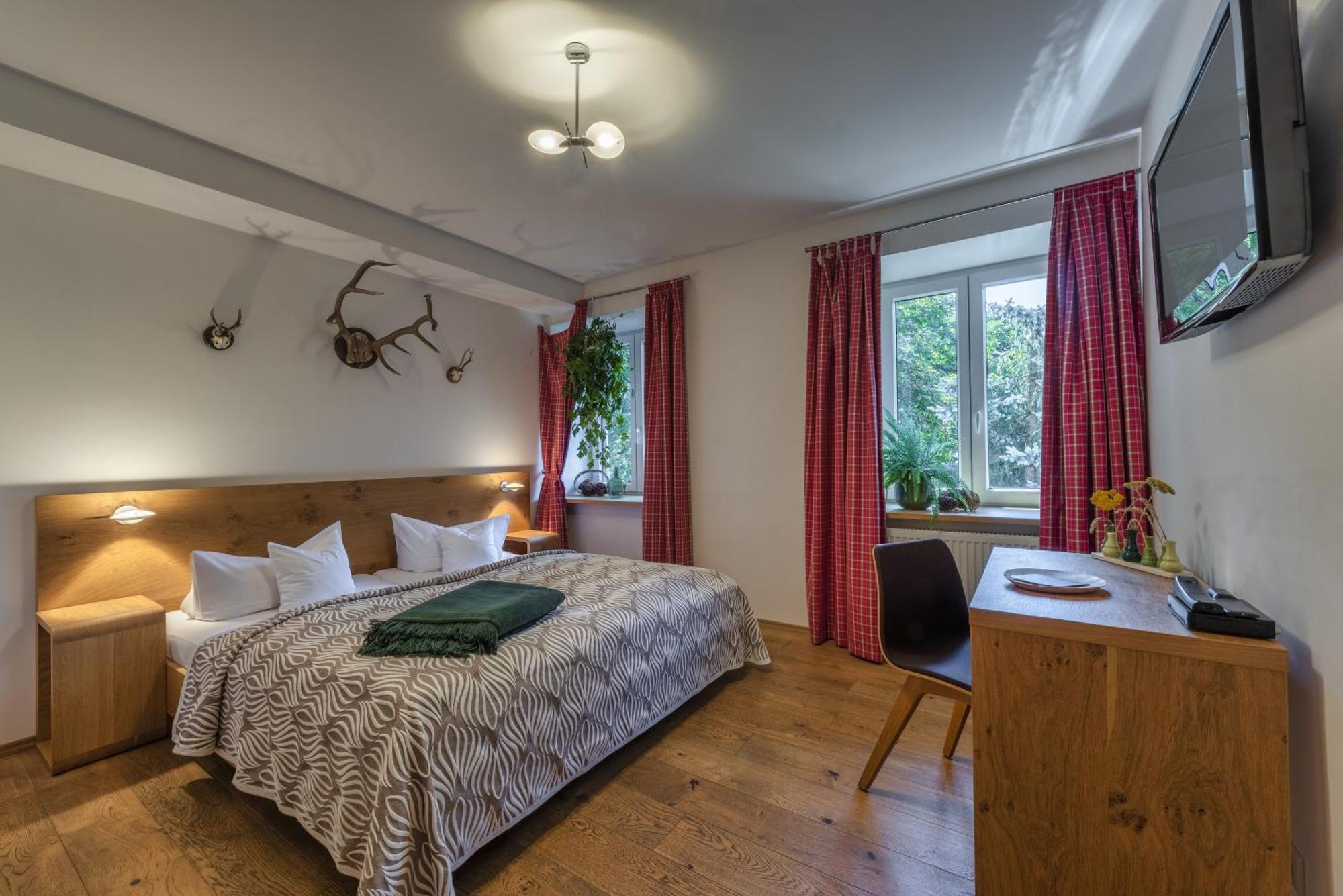 Bio-Landhotel Moarwirt Dietramszell Exteriör bild